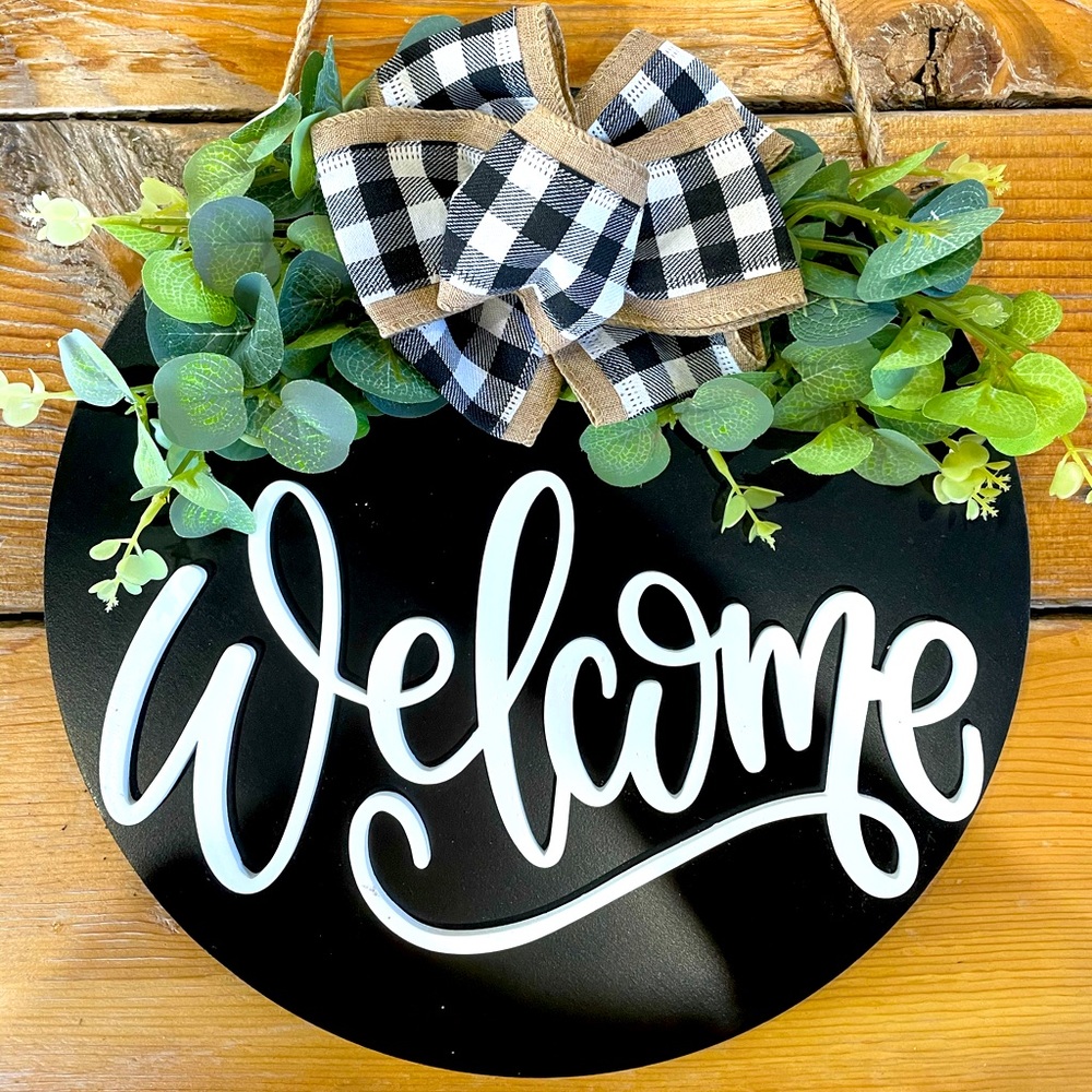 Cheery welcome sign!